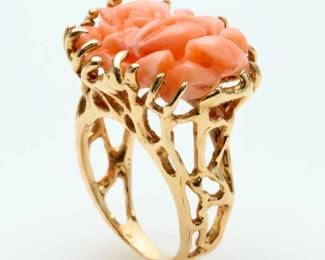 105. 14k Carved Angels Skin Coral Ring 