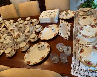 Spectacular set of Country Rose China -  priced both as a set / and per piece. 