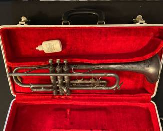 Antique trumpet 