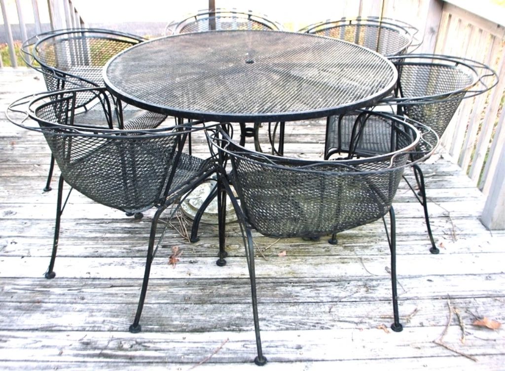 1 - 7pc Iron Patio Dining Set Table - 48 x 28 Chairs - 27 x 25 x 29.5
