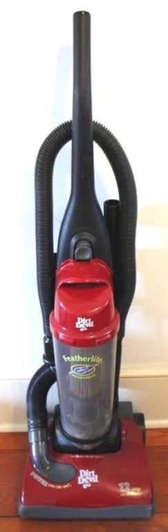 723 - Dirt Devil Vacuum (12 amp) - 46" tall You are buying a used as-is electric/electronic item. We do not guarantee all components are present and if it's not expressly stated, it is untested.
