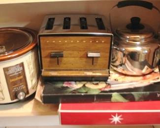 343 - Shelf Lot of Assorted Items to include toaster
