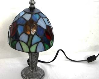 453 - Stained Glass Lamp - 11" tall
