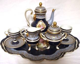 369 - Limoges Tea Set - 8pcs 17 x 13 x 9
