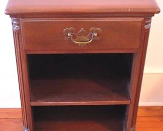 685 - Kling One-Drawer Mahogany Bedside Stand 27 x 17.5 x 14
