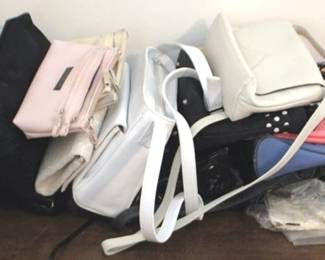 694 - Lot of Assorted Purses
