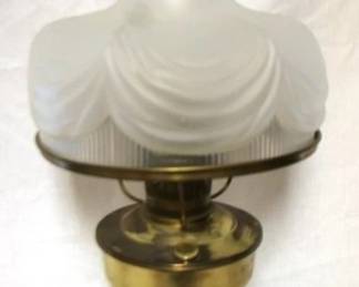 386 - Antique Aladdin Oil Lamp - 21.5" tall
