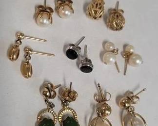 809 - Vintage earrings, gold, pearl, etc has extra backs
810 - 2 Pins
