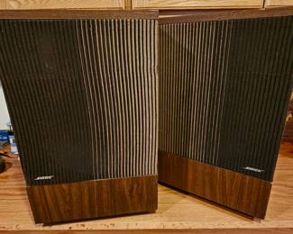 Pair of vintage 1977 Bose 501 speakers.