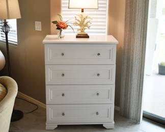 Belle Isle Chest of Drawers