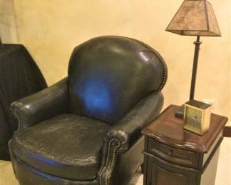Vintage Distressed Henredon Leather Club Chair