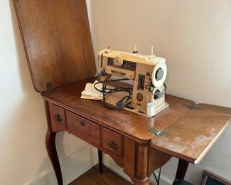 Singer, sewing machine and table