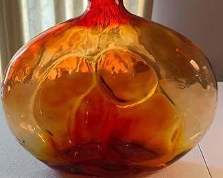 Cool Empoli Amberina "Mother and Child" Vase