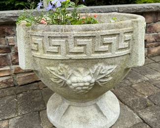 Pair of concrete planters 