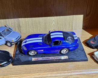 Maisto Special Edition 1996 Dodge Viper GTS 1:18 Scale