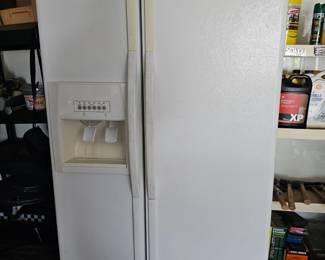 Whirlpool White Side by Side Refrigerator