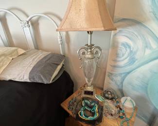 Crystal lamp
Costume jewelry 