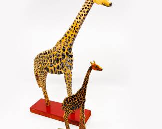 HAND CRAFTED VINTAGE WOOD ANIMALS