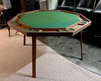 POKER TABLE