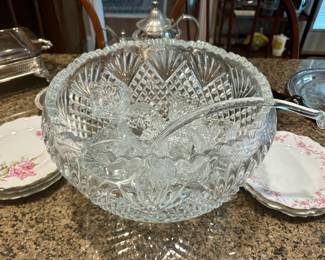 Smith Glass Pineapple Diamond & Fan Design Punch Bowl Set 12 Cups & Glass Ladle 