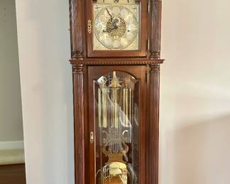 Beautiful Sligh Grandfather Clock 