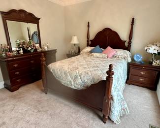 Nice Queen Bedroom Suite