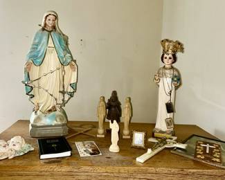 Religious decor/figures 