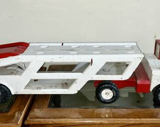 Vintage Tonka car carrier, side view