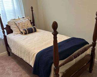 "Brookstone Cottages at Rae's Creek" in Augusta, GA. Closing Mon 4/22 at 8p. Pickup: Wed 4/24 2-6p. Please click here to view more photos, descriptions, and current bids:&nbsp;https://ctbids.com/estate-sale/27828