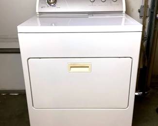 DILA208 Whirlpool Electric Dryer Whirlpool Dryer with commercial quality, super capacity plus 8 cycles and 4 temperatures. Lint tray is pretty clean. Model# LER8648LWO...Was tested and works.
