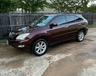 Preselling 2008 Lexus RX 350  VIN# JTJK31U589851498 One Owner 181,263 miles $7250 obo Message for an appt to view!