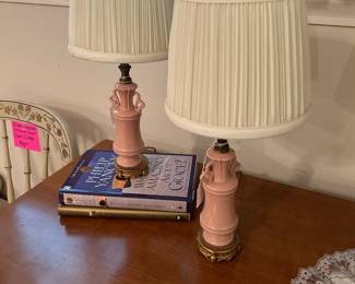 Vintage pair of lamps