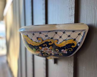 italian pottery planter