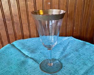 Tiffin champagne glasses