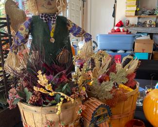 Autumn decor and bushel baskets
