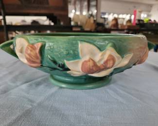 Huge 14 inch Roseville Pottery bowl w magnolias