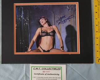 Demi Moore autographed photo with COA