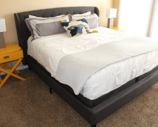 King size bed with charcoal tufted headboard and platform base. With Beautyrest Vanderbilt Collection Firm mattress. BUY IT NOW! $275.00, Mattress is clean but has some dipping on sides.