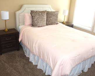 Queen size bed with tufted headboard, with queen size SBI mattress and box spring(made in  Springfield,Illinois). BUY IT NOW!  $325.00.                                 
