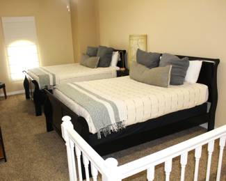 Black queen size sleigh beds. With queen size mattress set made by SBI(Springfield, Illinois). BUY IT NOW! $375.00  Each.   (BED ON RIGHT SIDE SOLD)