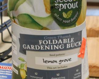 Brand New Foldable Garden Bucket.