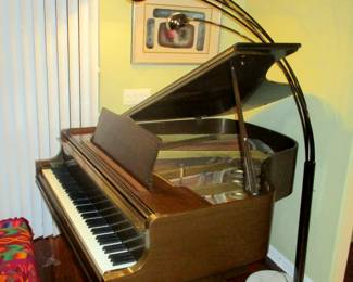 Knabe & Co.  Baby Grand Piano Light usage,  well tuned, kept in controlled environment.  All keys good. Good for student. Cheap