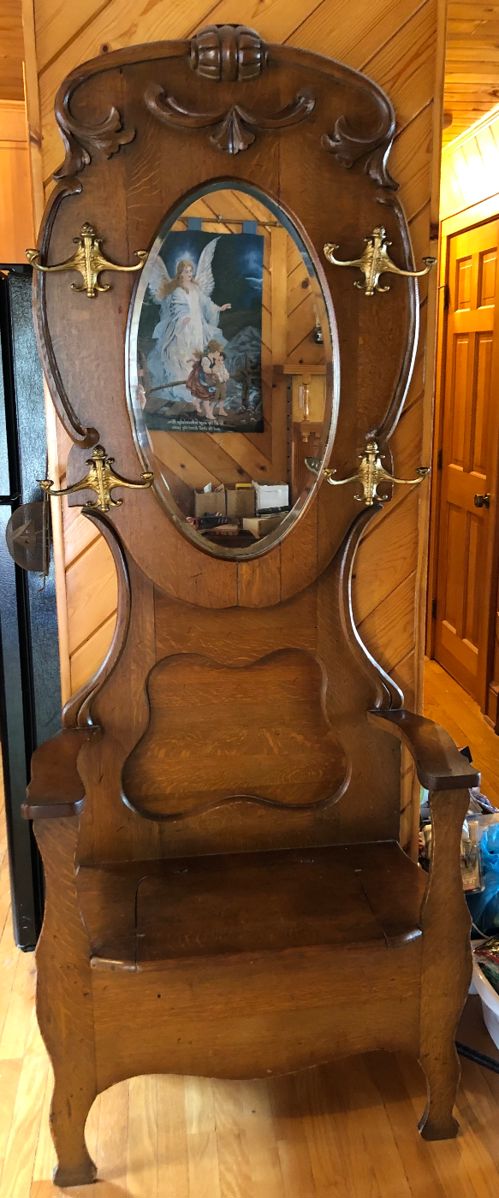Beautiful Antique Oak Hall Tree
