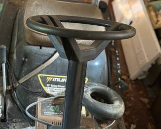 Riding mower (non-running for parts)