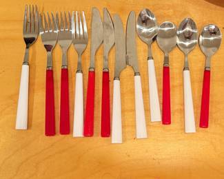 Picnic Backpack & Utensils. Photo 2 of 4.