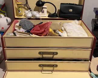 Small Tow Chest. Photo 2 of 2.