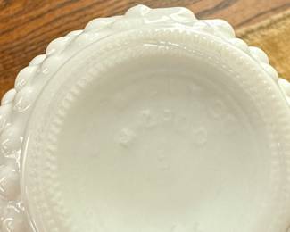 Hob Knob Milk Glass Bud Vase. Photo 2 of 2.