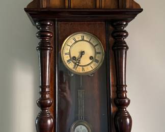 Antique Mahogany Federal Style Wall Mounted Clock. Photo 1 of 2.