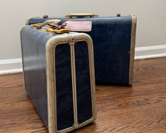 Vintage Set of American Airlines Flight Attendant Samsonite Luggage. Photo 2 of 3.