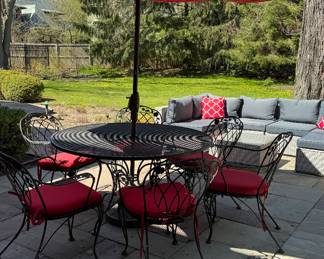 Vintage Woodard 7-Piece Dining Set with Cushions. Umbrella Sold Separately.